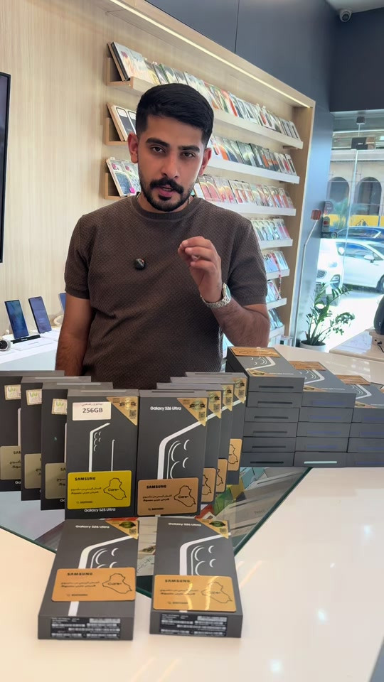 🔥 تخفيضات قوية على أقوى هواتف Samsung  S26 Ultra! 🔥 الأجهزة والأسعار 📱 Samsung S26 Ultra 256GB * السعر الجديد: 1,555,000 د.ع * السعر السابق: 1,800,000 د.ع 📱 Samsung S25 Ultra 256GB  * السعر الجديد: 1,355,000 د.ع * السعر السابق: 1,690,000 د.ع مزايا العرض 🎁 خصم خاص على جميع الإكسسوارات عند شراء أي جهاز خيارات الشراء 💳 متوفر البيع عبر: * نقدًا * أقساط مريحة * شراء مباشر من خلال منصة جني خدمات إضافية 🚚 توصيل مجاني إلى جميع محافظات العراق 🛡️ جميع الأجهزة تشمل: * ضمان الوكيل الرسمي المعتمد في العراق * ضمان على الشاشة لراحة بالك ملاحظات مهمة 📦 الكميات محدودة 📩 للحجز والاستفسار، تواصل معنا الآن قبل نفاد الكمية موقعنا 📍 سافا موبايل المنصور – شارع 14 رمضان – مقابل مطعم الساعة أرقام التواصل 📞 *********** 📞 *********** #SamsungS26Ultra #SamsungS25Ultra #سافا_موبايل #Samsung #Ba
