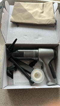 مكنسة سيارة • برش لس • ملحقات كاملة