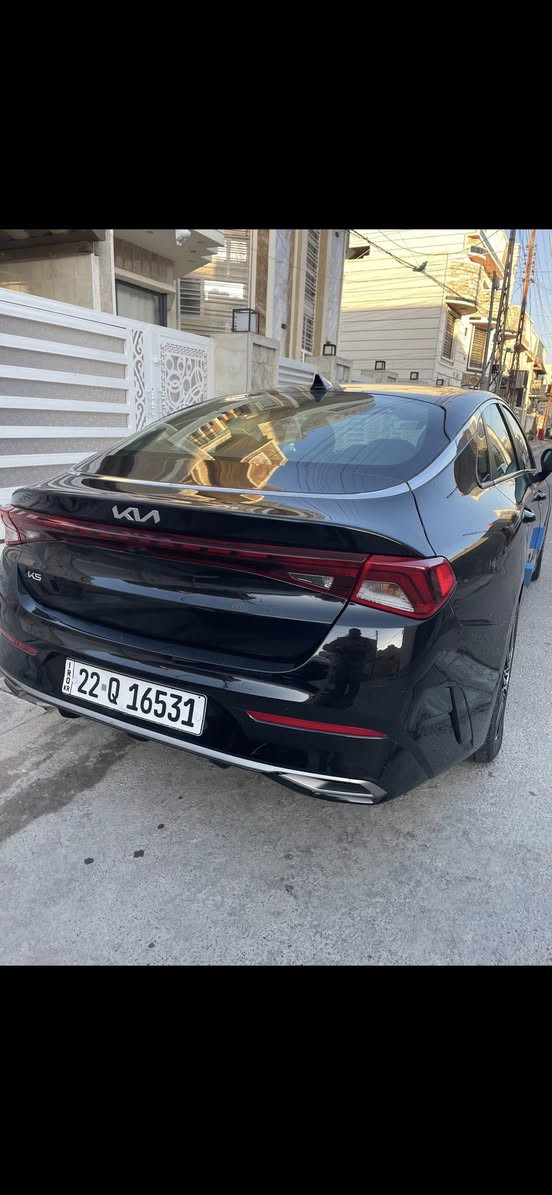 السلام عليكم 
للبيع kia k5 
موديل 2023
رقم اربيل سنويه باسمي 
لون اسود 
شاشه 
كشنات كهرباء
لايتات زنون LED
فول تحكمات ستيرن
رادار جانبي
رادار امامي 
تحديد مسار 
اوتو هولد 
4وضعيات قياده 
هندبريك دكمه 
تبريد منفصل 
ماشيه 50 الف سياره جديده جدا 
حادث سطحي بدون دواخل بدون ايرباك بجم كبس الشركه حادثه الدوسه مال باب الراكب 
مكان السياره بغداد حي الجهاد  السعر 178
 
 ***********
