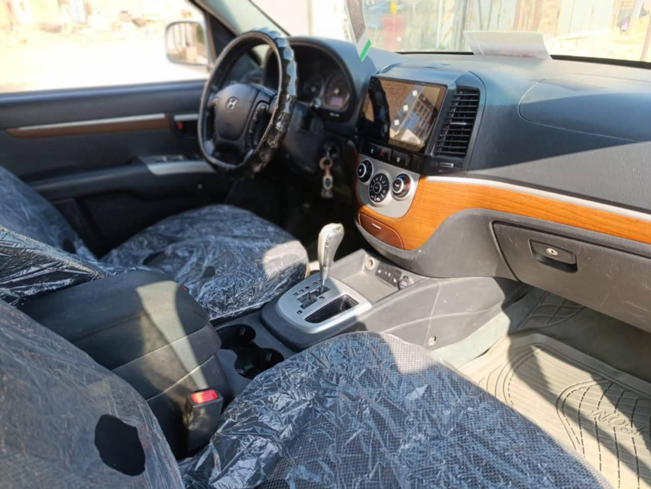 سلام عليكم سنتافيه ٢٠١٠ سياره كصه جنطه كير مكينه
صدر تبريد تخم  تاير جديد  سياره كاز بعدهي شركه متومه اربيل دكه حاسبه وين مايعجبك  مكينه صفر جارج6سلندر 
السعر49
المكان بغداد وسامراء 
الشراي يخابر  ***********
