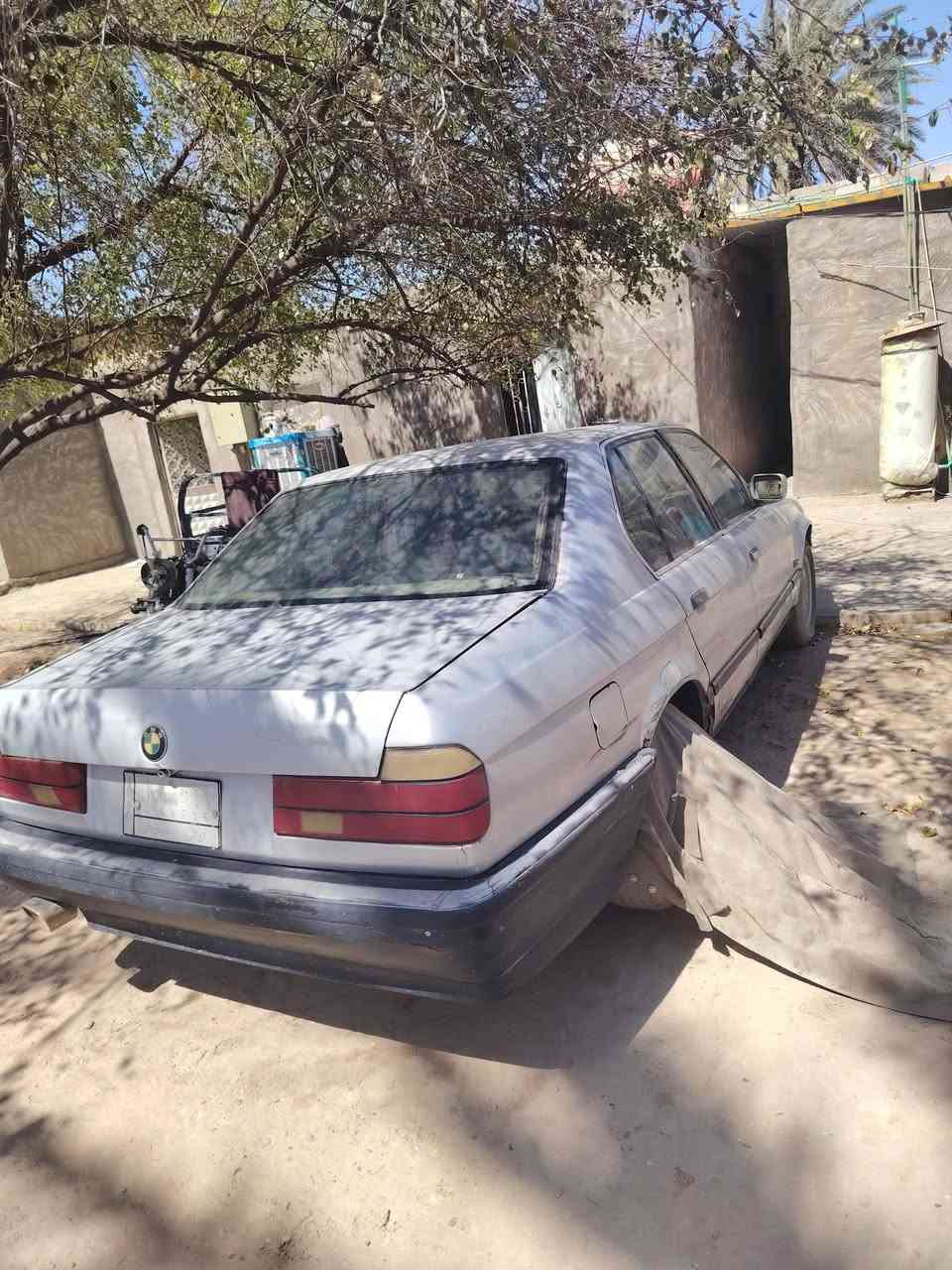 السلام عليكم بيئم 735مكينه كايمه كير اكسل مكفولات بيها داخل يخبل وعضمتها حلوه رقم ديالى الماني  مشروع وطني سنويه ل 28راعيها يطلب 5 اوراق ينزلن من السعر مكان بابل المسيب  السعر (١٦)  ***********
