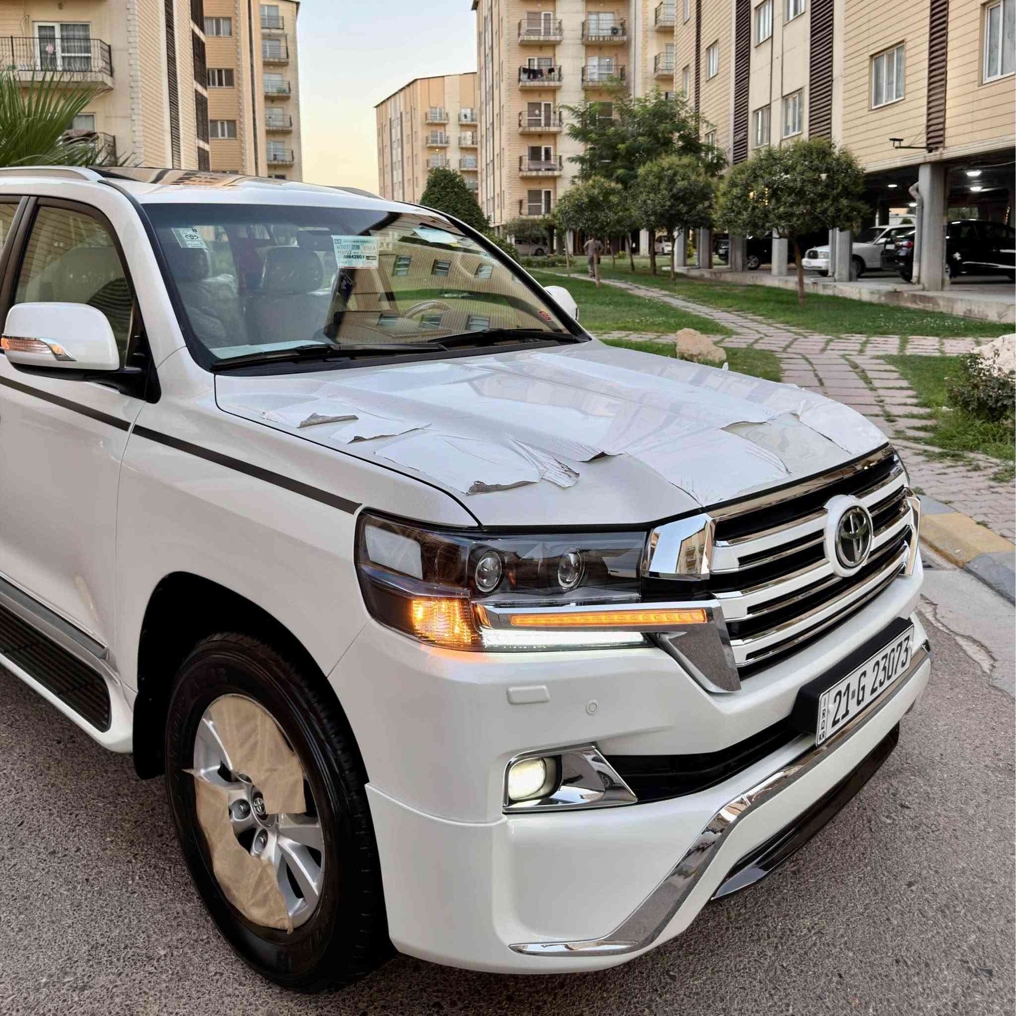 ‏Land cruiser GXR  2018     V8  71,000km‏
Grand turing
لاندكروزر 2018  ساز باب أول وايديشن  بشرط فحس شريكة 
‏‎ملاحظە : الاخوان رجائن بس بیع نقد بدون مراوس📌
أخت زيرو بل كارتون 📦📦
‏‎لاندکروزر 2018  SAS 
‏‎💎محرک 8 سلندر 
‏‎⌛️ماشي 71,000 ألف
‏‎💎 بسمطين  +سماعة بيلادي +فرشات بيلادي مجوود 

‏‎💎 مكفولة كفالة عامة من الدعامية إلى الدعامية
‏‎ 💎 بدون صبخ .بدون بارد  ،بدون رصعات ،بدون حتى شخط
‏‎دعاميات هم بدون صبغ ،رمل مابي ،لحية بدون صبخ ..بقية كلها بشرط

‏‎🧬فول فول مواصفات
‏‎شاشة كبير لمس 5 كاميرا حاسة رادارات
‏‎كاميرات 3 شاشات سيلاد فتحة سقف 
‏‎كشن جلد كشن كاراباي شحن موبایل  8 اريباك تبريد مركزية
‏‎بصمة تشغيل عن بعد باب جاك سلاجة ليد زينون 
‏‎تحكمات ستيرن دبل فوليوم فورويل هوك
‏‎سيارة بها 2 بصمة من شركة جديد جدأ 
‏‎سيـارة عل نظافتها احسبها صفر زيرو

💎 تخم تاير دنلوب الاصلي

‏‎ 💎محرك كير بشرط مامفتوح
‏‎سيارة حيل نظيفة كلشي عل بلاد لوك
‏‎سنوية زنكة كلشي جديد مدفوع لـ2031
‏‎باسمي السنوية بشرط تحويل و خرامة 
‏‎سيارة مابيـها دينار مصرف كامل من كل نواحي

‎‏‎♻️نفسي يوم /تحويل و وكالة حاظر
‏‎📍مكانك /داخل سليماني

‏‎💵 سعر 485$ 
‏‎☎️موبايل/ *********** السليمانية, العراق
