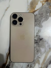 آيفون ١٤ برو ماكس • ٢٥٦ • فلاش متقطع