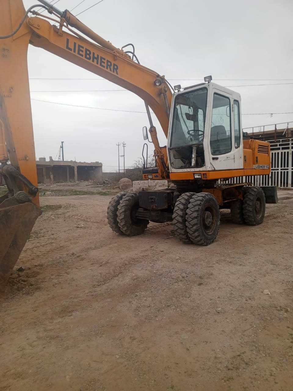 حفاره البهير 902 مكفوله بلشرط رقم و سنويه وتحويل ثاني يوم 
*********** 
***********
