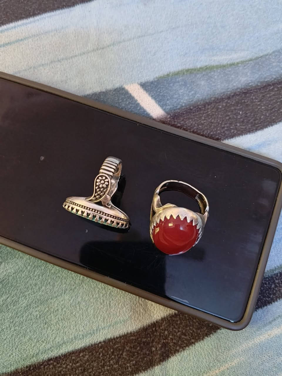 محبس فيروز نيشابوري أصلي سعره 55 الف
محبس ياقوت قديم سعره 45 الف مكاني مدينه الصدر ***********
