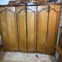 عندي غرفة نوم نظيفه سعره 300 قفل كنتور6خشب عراقي07703471191