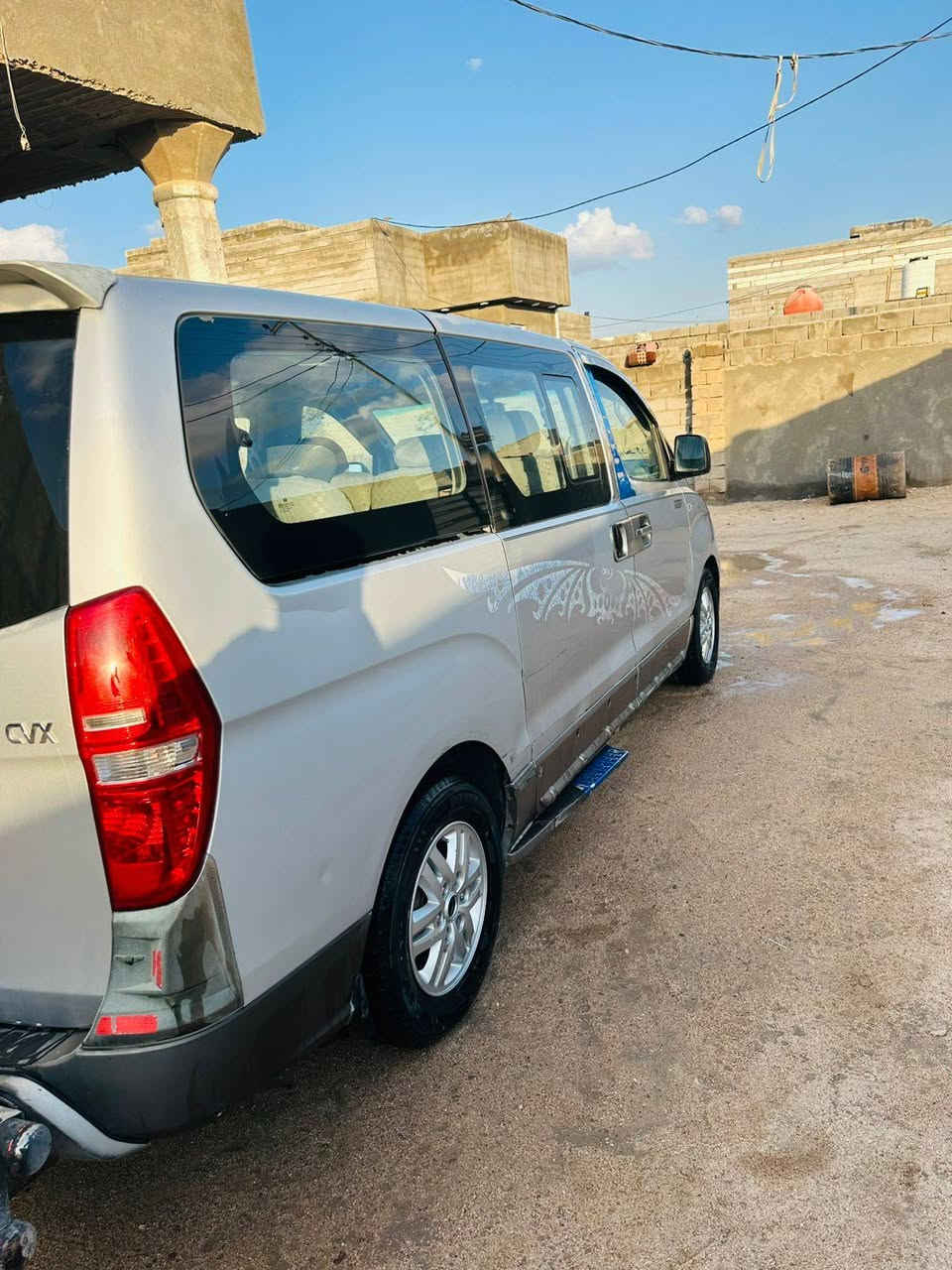 سلام عليكم ستاركس البيع 2008مكينه 12 قبل10 يام  شاده تخم تاير حداده تبريد 
سياره جهزه سعر 125بيه مجال بصيط ستفسار ***********
