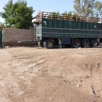 شاحنات • للبيع