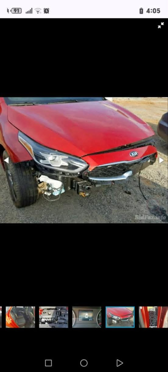 السلام عليكم فورتي ٢٠١٩ للبيع هاي ضربتها فول عده بصمه وجلد مكاني الاعظميه ***********
