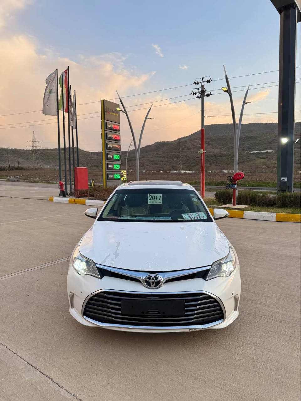 سەرەتا بەناوی خوای گەورەو میهرەبان🤍
تویتا ئەڤەلۆن 
٢٠١٧مانگی ٥
 فول ناوزەرد
بڕاوەی دوبەی✅
سعری ١٠٧وەرەقەو مەجال 
ژ.م***********
شوین  قەزای دوکان
 مواسەفات خلیجی فول
سلایت بەسمە کوشن جڵد
پیشودوا حاسە ئاوینە ئیشارەت
٣مۆدی لیخوڕین
(Eco sport normal)
دەبڵ ئیکۆیە سەیارەکە بەنزین هەر ناخوا
١٥٩هەزار هەقیقی ڕۆشتوە 
گیڕومەکینەی بەشەرت نەکراوەتەوە
دیجیتاڵیشی نیە
ئاوینە شەفتو ئەوتۆو ئیشارەت
لایت لیدو عەدەسە
٤تایەو ویلی لۆکی لە سەرە 
تەقەو ڕەقەی نیە 
مەسروفی نیە
هایدرۆلیکی گێری گۆڕاوە
 دەعمو لیدراوی نیە بەشەرت
سەقفی بۆیاخی نیە بەشەرت
سعری ١٠٧گەڵا مەجال برایانە
ژ.م***********
شوین قەزای دوکان دخان, السليمانية
