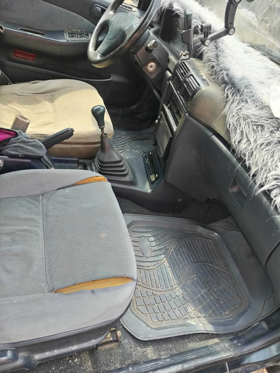 سلام عليكم لبيع مديل ٩٤ رقم بغداد سياره جازه عنوان لصويره مكفوله من صبغ سعر ٣٥ وبيه مجال ***********
