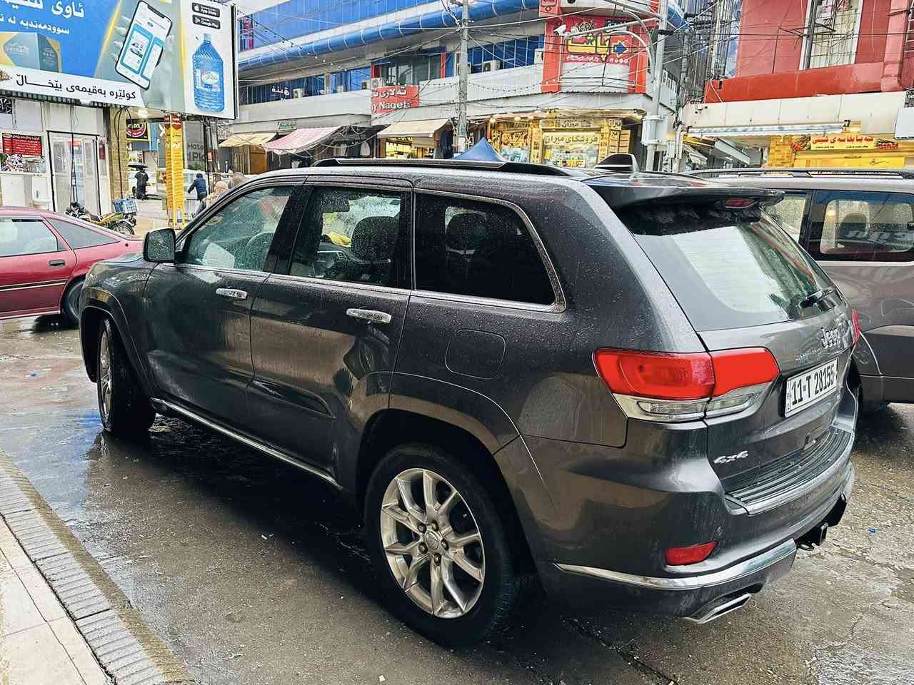 للبيع جيب أو مراوس  .. اعلى فئه …فول مواصفات ميحتاج اذكر المواصفات معروفه .. سومات … م ***********
موديل 2016 وارد امريكي رقم بغداد الجديد السياره حادثه بس قطعه وحده الجاملغ الامامي بدون دواخل بدون ايرباك السياره مكينه كيره تبريد حداديه جاهزه  بالعافيه عل ياخذه
