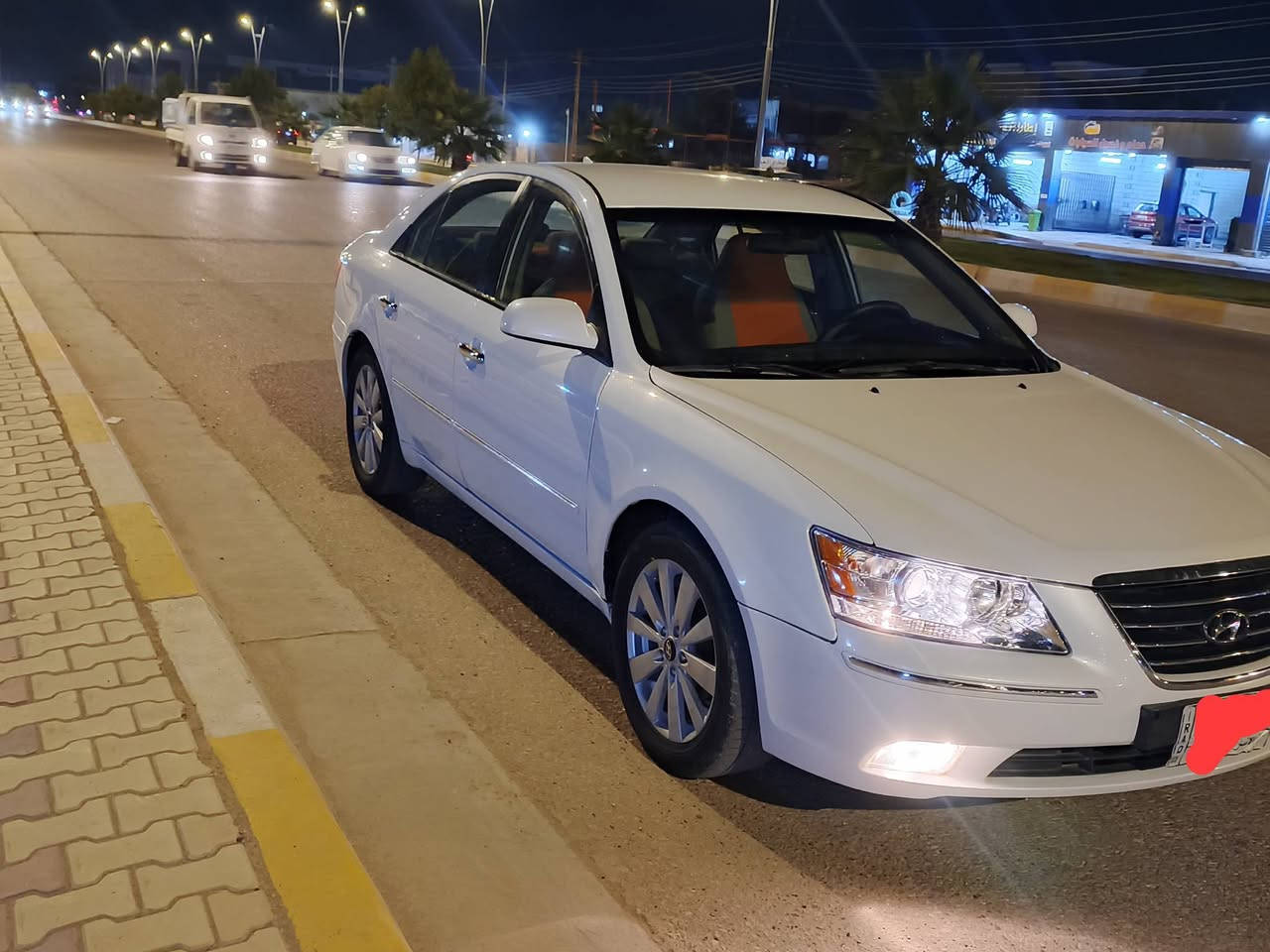 السلام عليكم
سوناتا موديل 2009 
وراد امريكي 
ضررها جاملغ الامين مبدل ومصبوغ وبنيد مبدل بلادي 
وبيها مكانات سحب بالكارت اثر تقشير 
كير ومحرك كفاله 
رقم انبار 
السعر 125وبيها مجال 
العنوان الفلوجه 
للاتصال ***********
