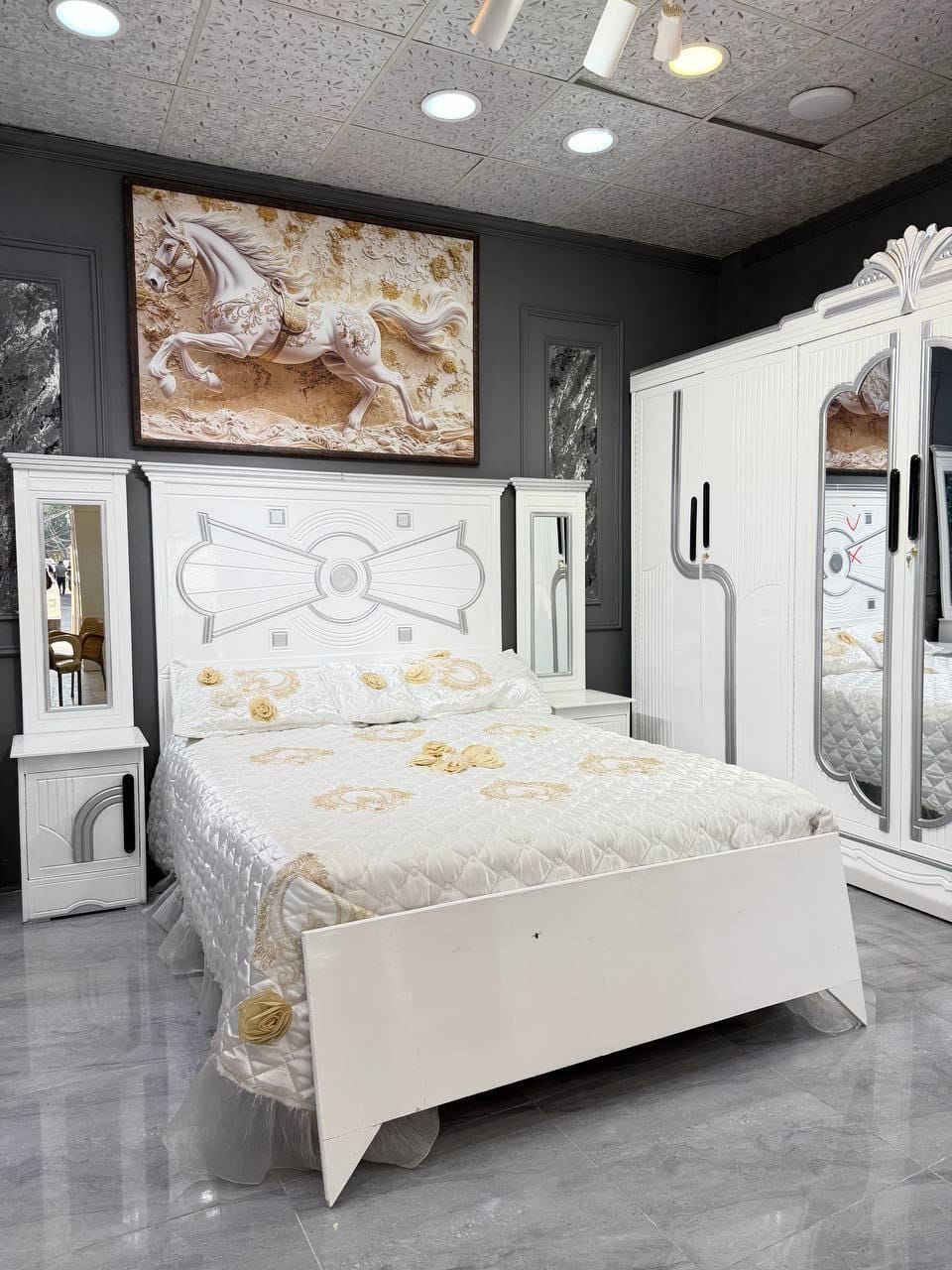 غرفة نوم للبيع السعر خاص


**إذا كنت صاحب هذا الإعلان وتريد حذفه لأي سبب، رجاءا أرسل رسالة إلى الدعم الفني**