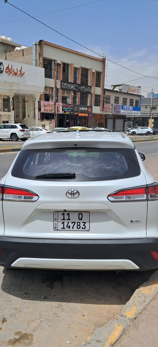 كورلا كروز٢٠٢٥ مكفولة عدا رصعة بالباب
مكانها بغداد 
السعر ٢٧ مليون وبيها مجال 
شاشة كامرة رادار مثبت سرعة اوتو هولد تبريد قطعتين سلايد كشن مخمل لايت لد
نظافة ١٠٠%
***********
