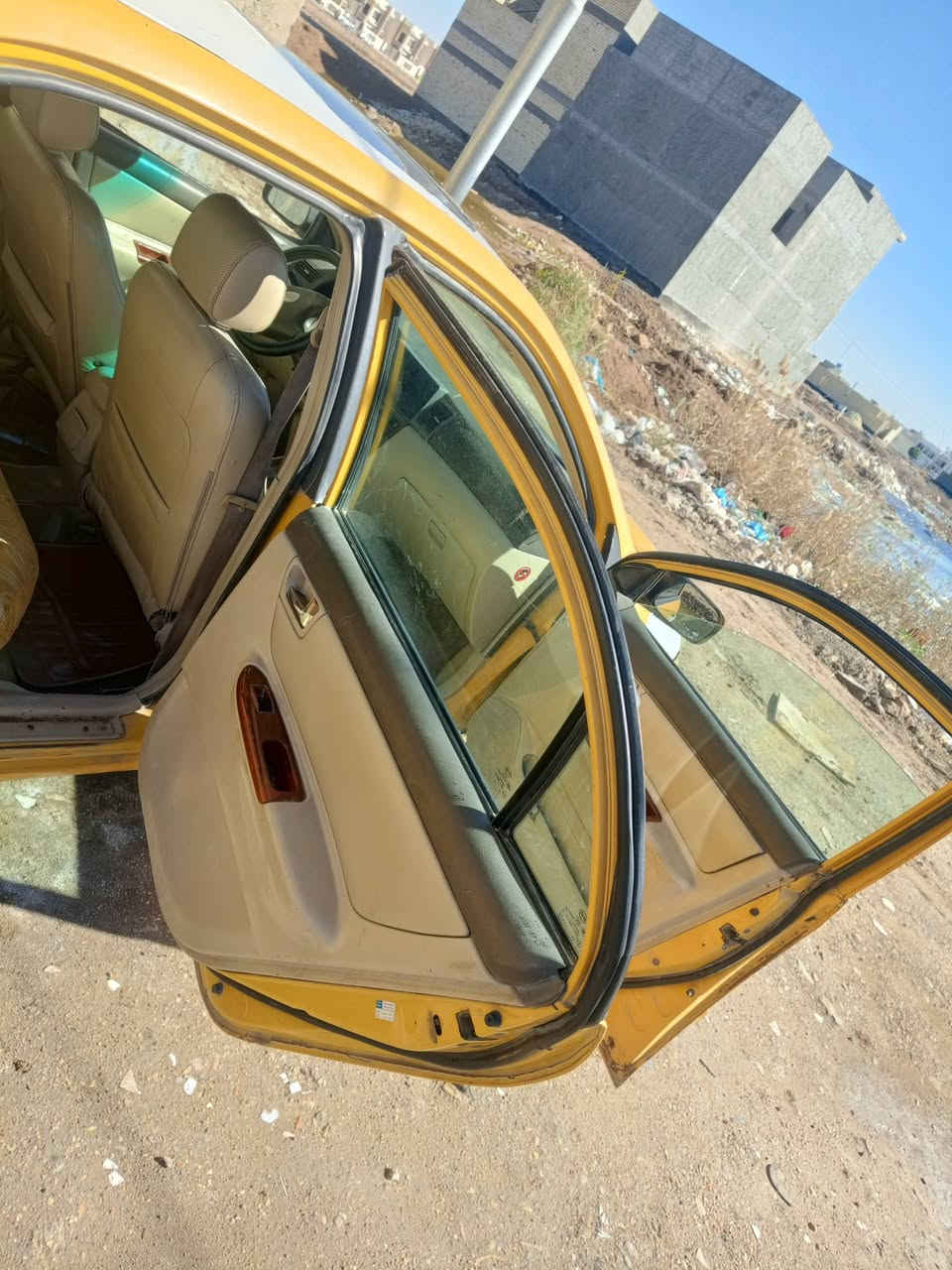 السلام عليكم
بي واي دي ف3 موديل 11 كير ومحرك كورله 
السعر 40 وبيه مجال الاستفسار الاتصال علئ الرقم
‏‪***********‬‏
