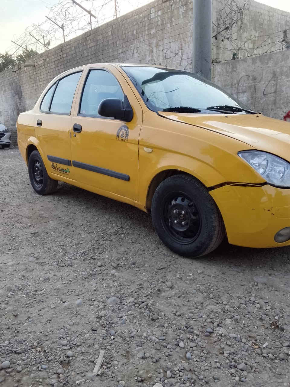 السلام عليكم طيبه ٢٠١٥ السياره كير مكينه خير من الله..السياره نقص دعاميه..موضح بلصوره هيئة وغرامات مصفره..تبريد شغال نقص بواري فقط ...تخم تايرات جدد..السياره جاهزه ...  *********** ..السعر ٣٦
