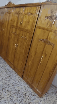 850 غرفه اخشاب خمس ابواب صاج زاويه كنتوريه جديده بعدها مامستخدما اول شد الها ضهره جرجوبه مكاني بغداد الشعب حي البساتين الاستفسار ع ***********عندي توصيل
