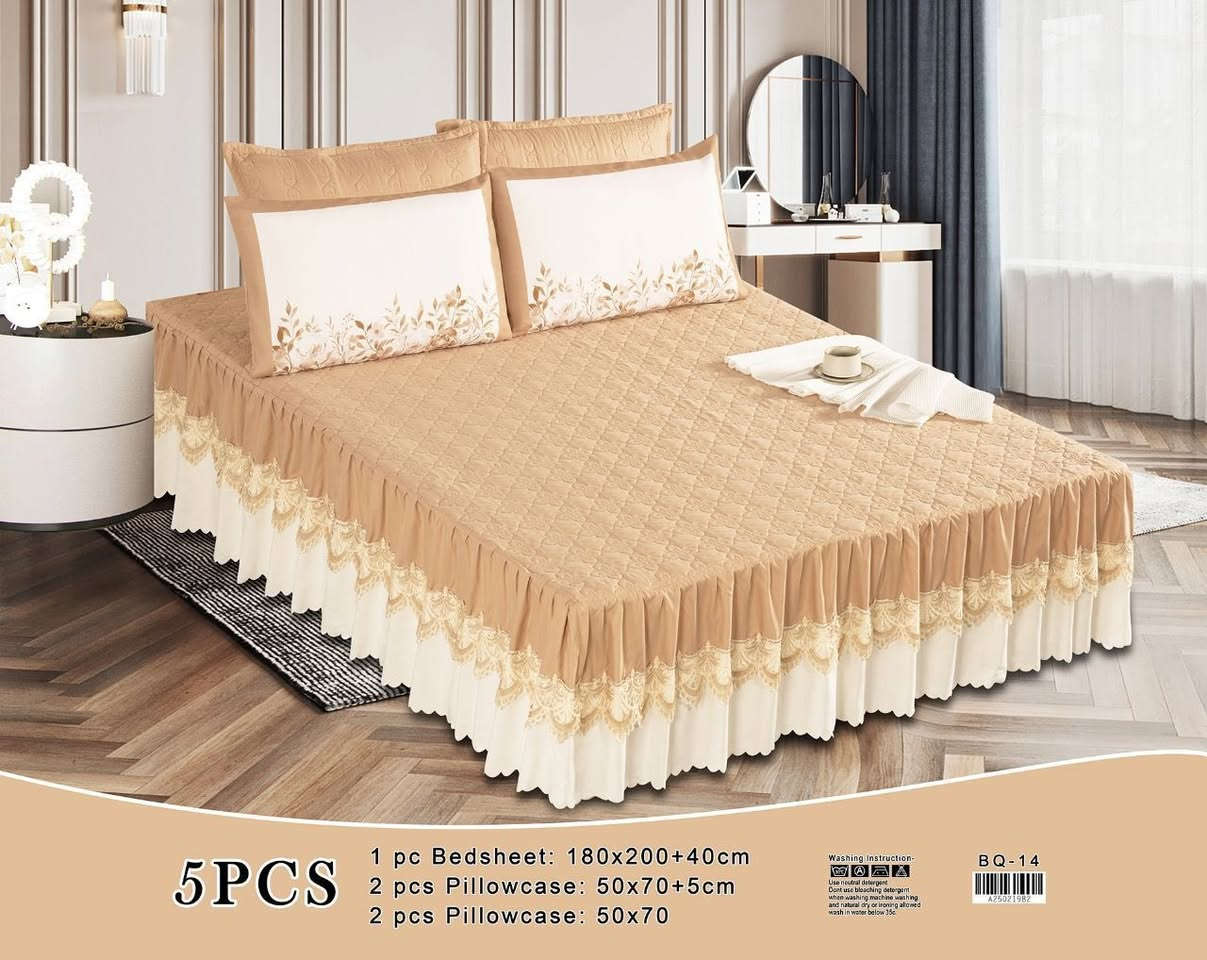 #مفروشات تم وصول 
 #فرشه مقرنصه نفرين صيفي 5قطع  
خامه خفيفه صيفي  

الفرشه  نفس الصورة بالضبط 🏞️ تحفه ملكيه وقياس كبير
القياس// 
قياس الفرشه  250×230 🟢

قياس ٢ وجه مخدة 50*70🟢 السـٰعر 25 الف

يتوفر خدمة توصيل 

للحجز والاستفسار مراسلة الصفحة او الارقام التالية 
***********
