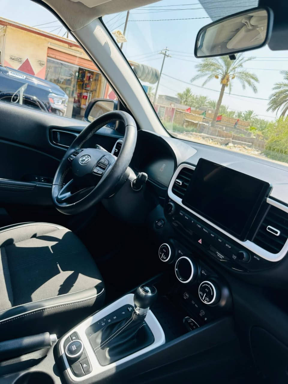 السلام عليكم.. هونداي فينيو موديل 2023 السيارة فول مواصفات بصمة عدا الفتحة ماشية 26 الف ميل السيارة كفالة عامة على حادثها ب أمريكا 🇺🇸  الكير والمحرك كفالة شرط 1/1 السيارة نظافة فول ابد ما متعوبة كولشي على وضع الشركة رقم بابل الجديد مشروع وطني سنوية لنهاية 2029 سعة المحرك 1600 دوش دبل نوزل 
السعر $142 وبيها مجال قليل 
للأستفسار الاتصال على الرقم التالي. 
*********** العنوان محافظة بابل
