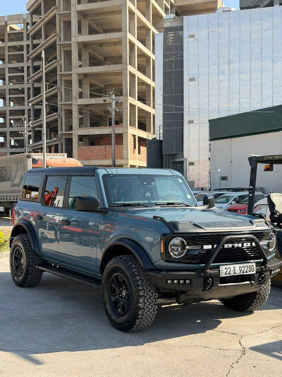 Ford Bronco 2022  
خوار هەموو بازاڕ فرۆشتنی خێرا
سێ دووگمە 
50 هەزار رۆیووە 
4 پستنە 
سەیارەکە یەک جاملغی سبوغە بەبێ ژوورێ 
باغی دەعامی بۆ دەعامی بەشەرت
گێر و مکینە کامل بەشەرت
نرخ 275 $ مجال 
شوێن هەولێر 
***********
عربی
أرخص سوق للبيع السريع
فورد برونكو 2022
ثلاث أزرار
ماشية 50 ألف
4 سلندر 
السيارة فيها ضربة واحدة مُصَبَّغة بدون دواخل
الباقي من الدعمة إلى الدعمة بحالة ممتازة
القير والمكينة بحالة ممتازة
السعر 275$ قابل للتفاوض
الموقع: أربيل
***********
