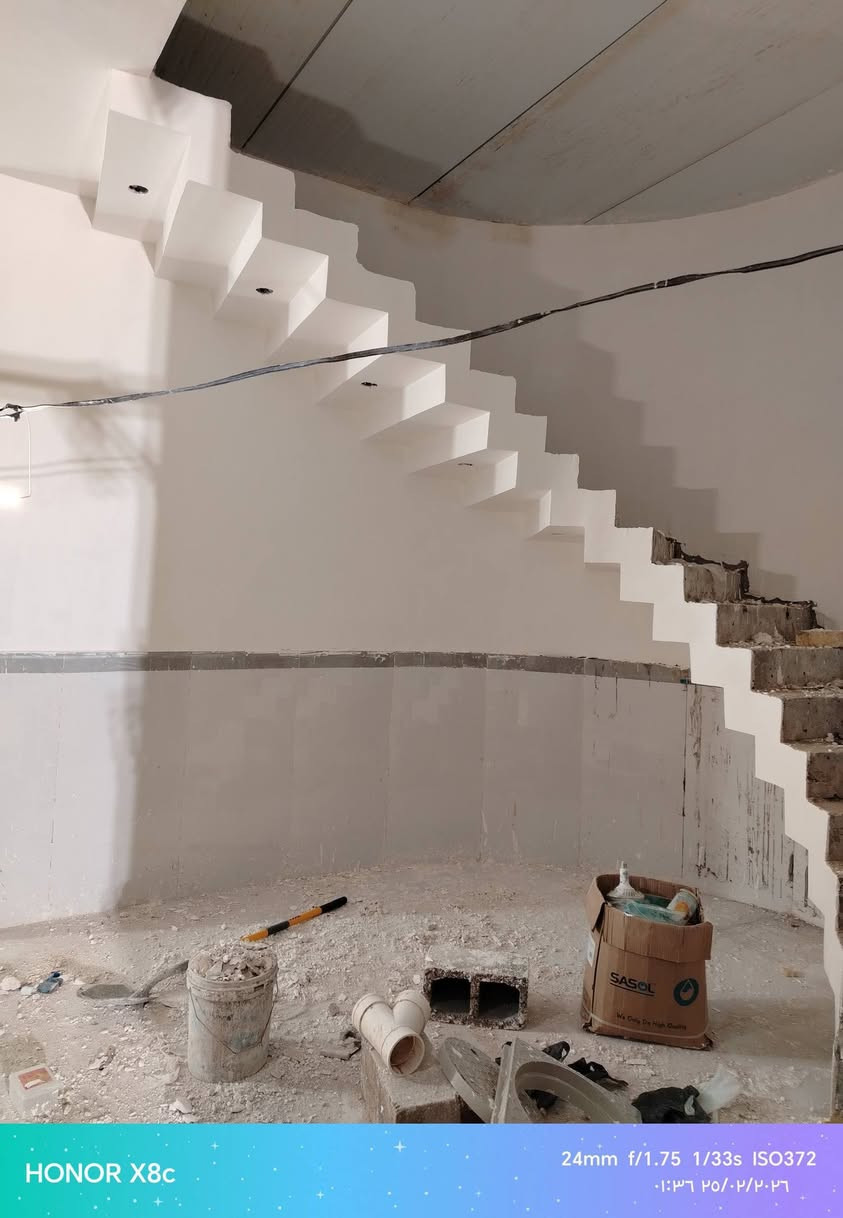 سلام عليكم خلفه لبخ وجص ومخمر شغلنه غني عن تعريف متفرغ حالين تواصلل***********
