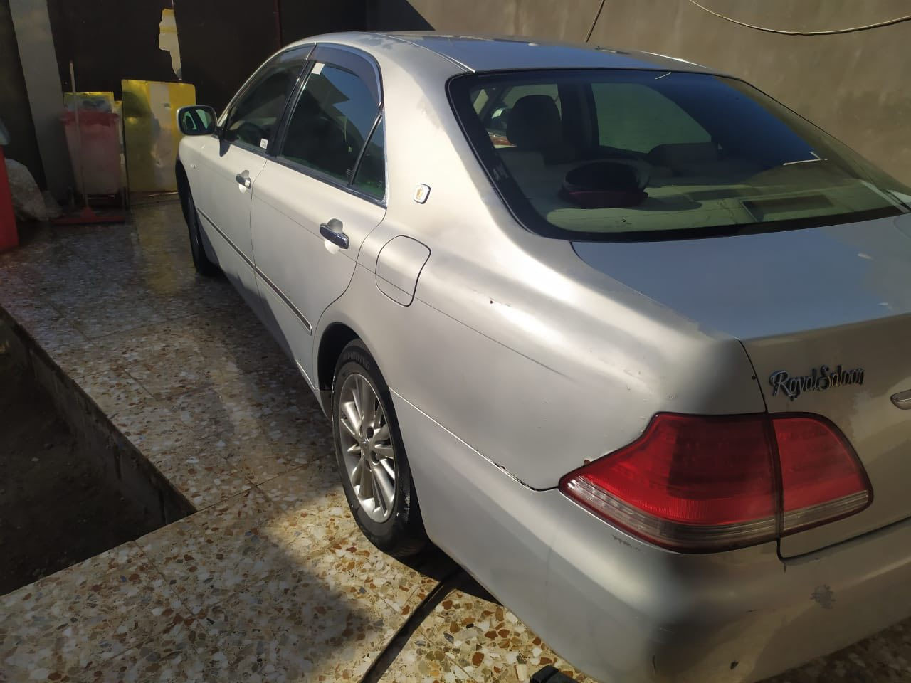 السلام عليكم ورحمة الله وبركاته
سياره ادوات ادوات
 شاهينه مديل 2004
كصه قماره
رقم شمالي
سعره 35 بيه مجال 
مكان النجف
‭0778 249 5901
