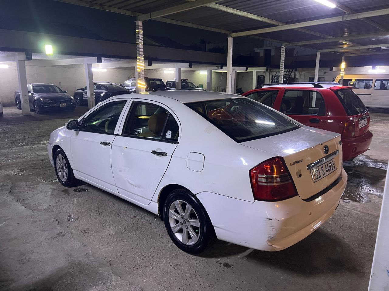 سلام عليكم سيارة ليڤان للبيع مديل ٢٠١٣رقم الماني جديد وسنوية جديدة السعر ٥٠وبيها مجال العنوان بغداد الكمالية ***********
