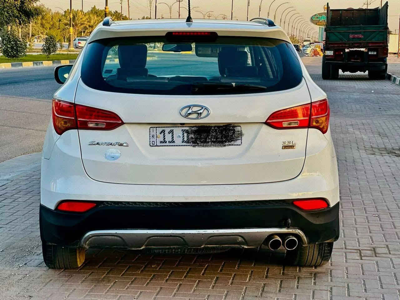 سنتافي 2013 خليجي مكفوله من صبغ و حادث بيه باردات بسيطه كلش مثل ما موضح بلصور محرك سته ما مفتوح بنوراما بصمه تشغيل 🔛 بصمه بيبان 7راكب ويل 19 اشارة ترحيب منبه سرعه كشنات جلد كهرباء رقم بغداد و هوايه بيه مواصفات حلوه تجي و شوف بعينك اخوان اني مكلف بلمنشور صاحب السياره هاذا *********** السعر 165
