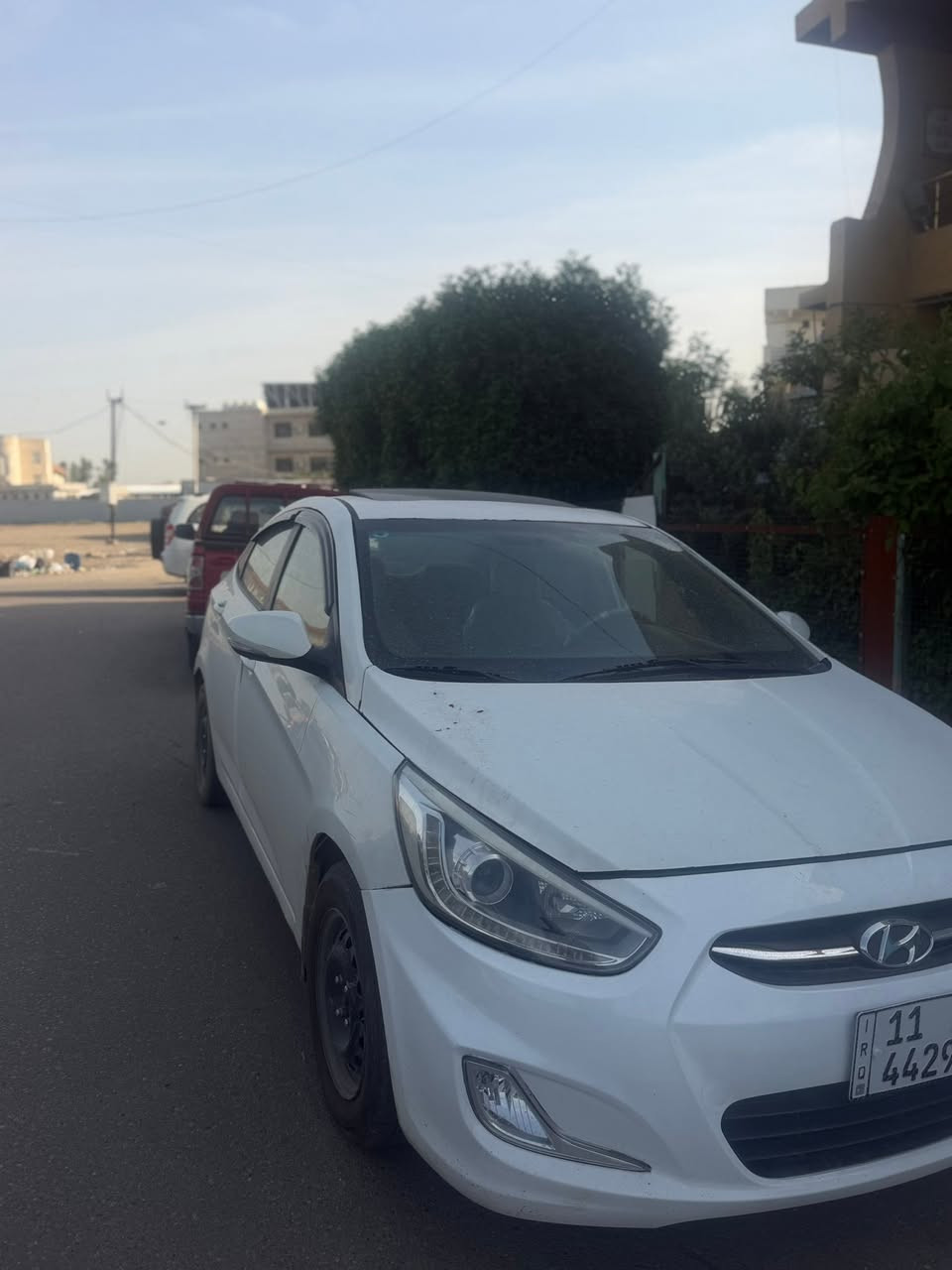 اكسنت موديل 16 فول بلو للاخير 1600 مكينتها 
صبغ عام عام عام 
شواصي لغود ايرباكات سليمه واكع علقماره مالتها ومعمره 
سياره رقم بغداد باسمي 
سعرها 73 قفل من الاخير 
عنوان سياره بغداد الشعله حي جوادين 
رجا لتخابرني ودكلي شبيها كلشي واضح ***********
