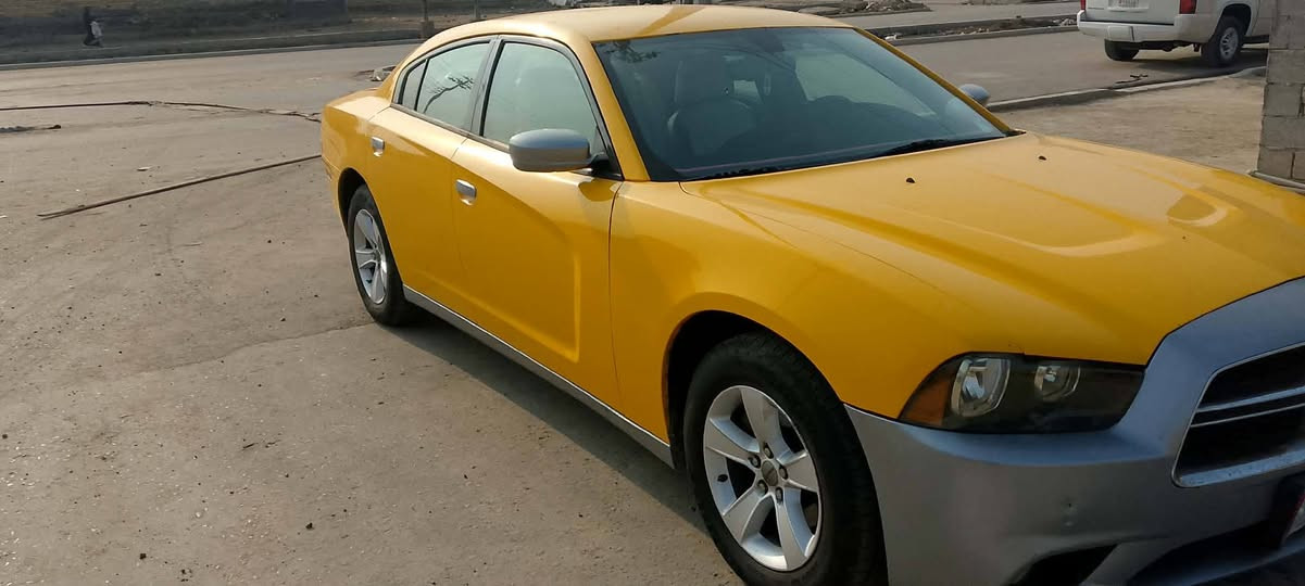 السلام عليكم سياره جارجر للبيع موديل 2011 السياره بيها فقط فتح/
 گير ومكينه كفاله حداديه جديده وتخم تاير حديد
***********
***********
السياره موجوده في ميسان رقم انبار مشروع وطني
