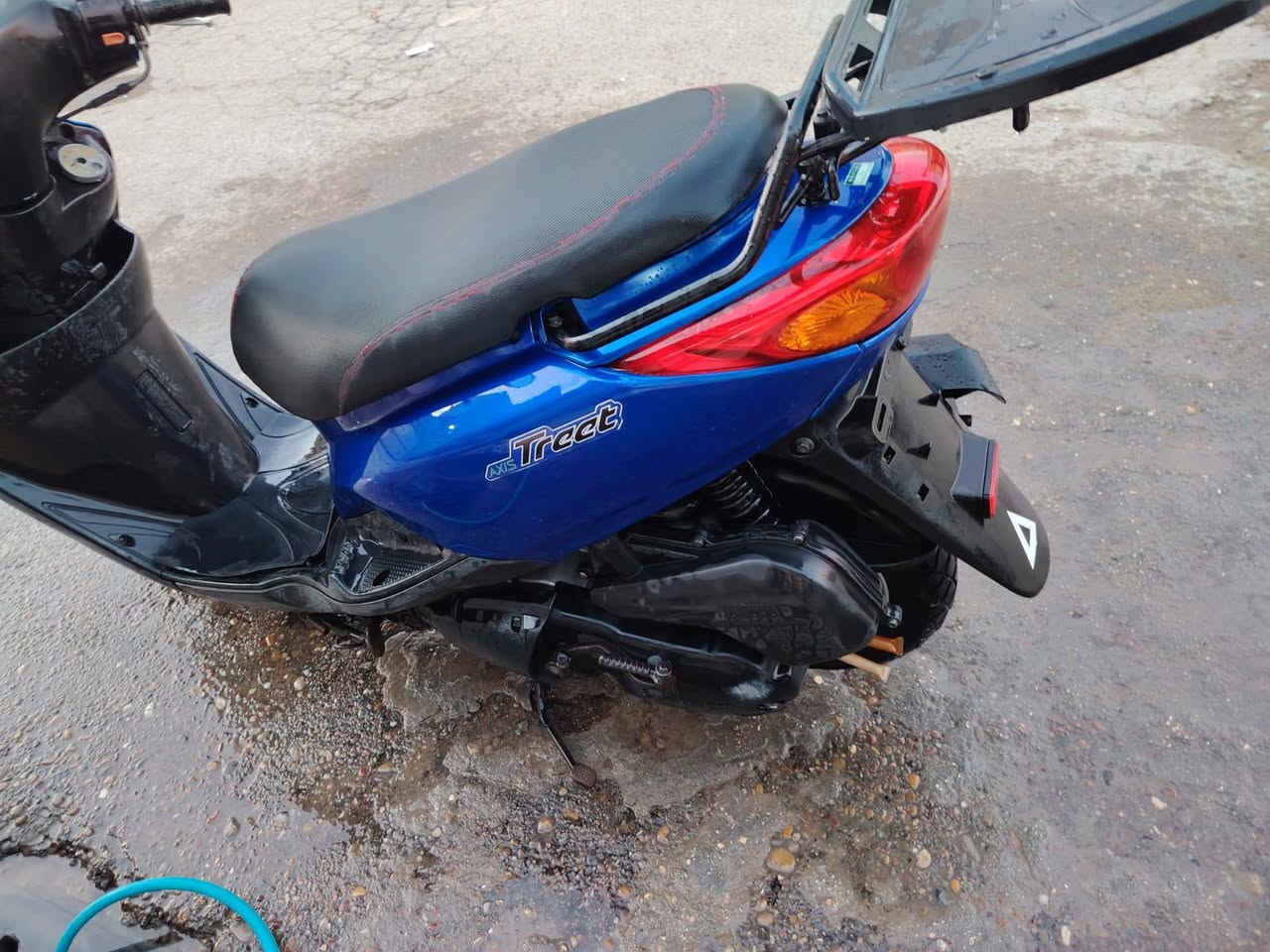 السلام عليكم دراجة اكزز ياباني ماشيه 18الف السعر مليون و350 مكان بغداد الشعب قرب سيطرة الشعب القديمة رقم ***********
