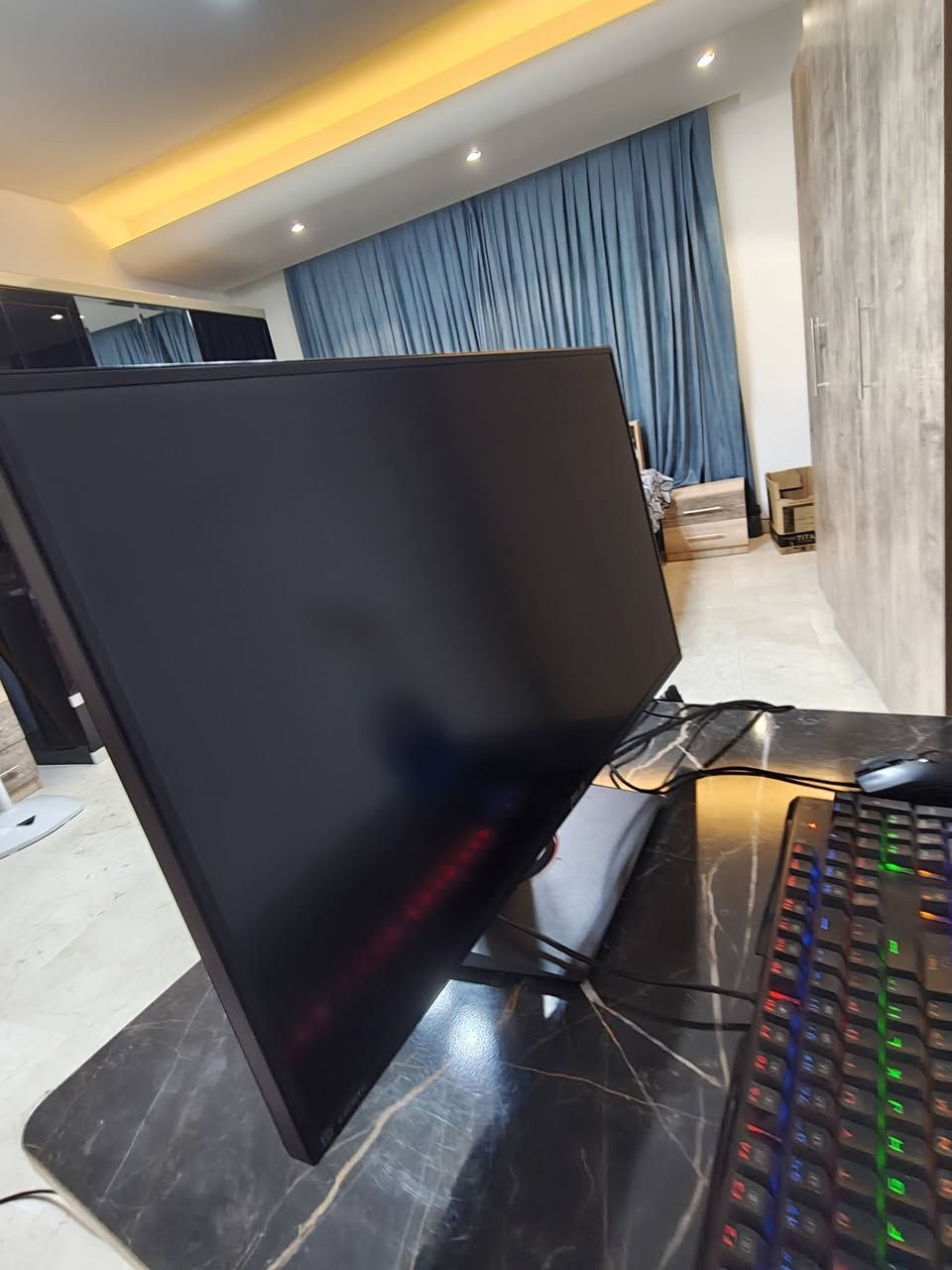 سلام عليكم شاشة asus vg279q مستعملة استعمال قليل السعر 185 قفل عنوان بغداد الكاظمية ***********
