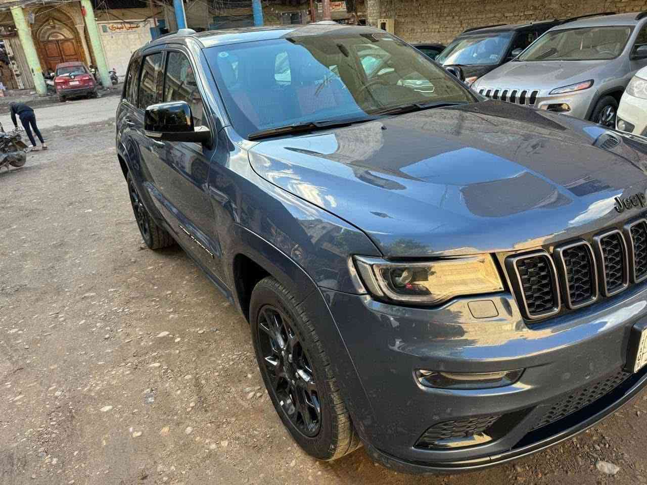 السلام وعليكم البيع جيب موديل 2021Sخليجي بيه صبغ بنيد ودعاميه بدون مكفول شاصي ولغود سياره حلوه ماشيه ٦٢ بسمي بغداد العنوان بغداد شارع الكفاح سعر ٣١ بيه مجال بسيط 
***********
