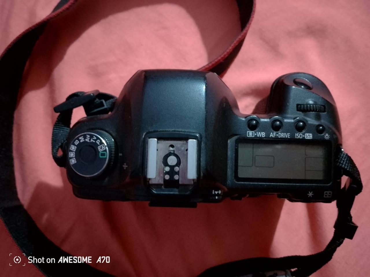 للبيع او للبدل بكانون700d كاميرا 5d.ll بعدسه 28.105 حاله كويسه وبطاريه ممتازه وشاحن اصلى للتواصل فون فقط 01283469558


**إذا كنت صاحب هذا الإعلان وتريد حذفه لأي سبب، رجاءا أرسل رسالة إلى الدعم الفني**