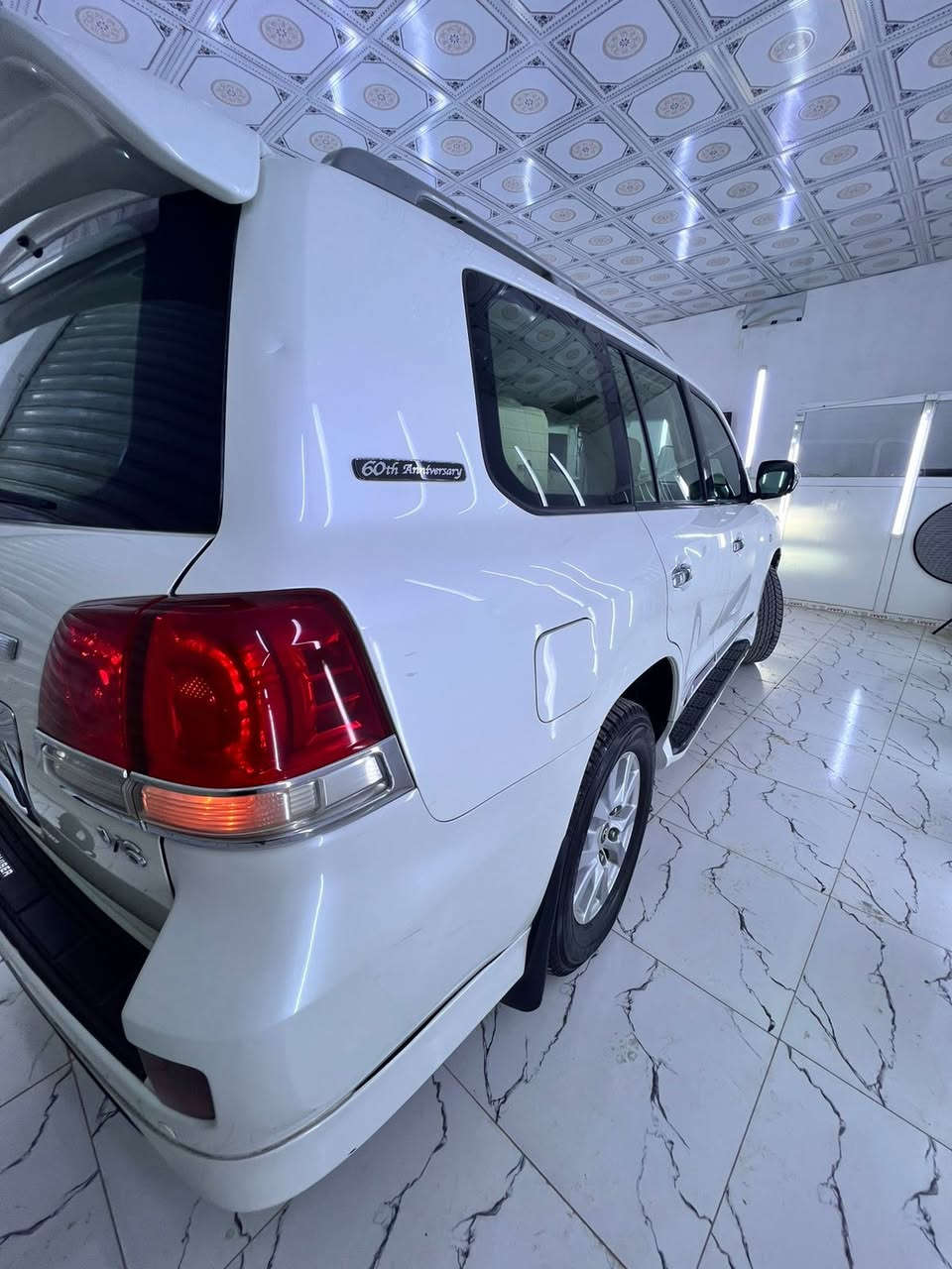 سلام عليكم
لاندكروز 2011ستينيه 
رقم بغداد 
6سلندر
ماشيه 175الف 
فول مواصفات بريم 
مكفوله من الضربه والصبغ والتبديل فقط باردموضح بل سونار كلش قليل 
السونار مرفق مع منشور 
موقع بغداد 
الشراي يتصل ويدلل ترهم مراوس بعدحسب القناعه 
***********
***********
