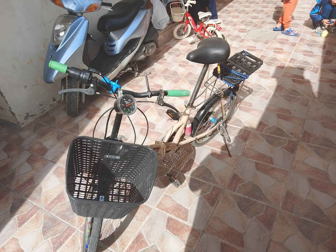 بايسكل يطبك سعر ١٥٠ وبي مجال


**إذا كنت صاحب هذا الإعلان وتريد حذفه لأي سبب، رجاءا أرسل رسالة إلى الدعم الفني**