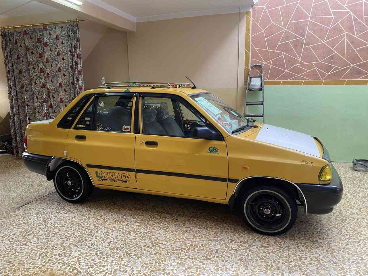 السلام عليكم سيارة سايبه للبيع مجنبزة فول واحد على واحد 😏 موديل (2013) دشبول نفخ ما يعوزها شي كلو شغال رقم جديد سنويه جديده 2026 بأسمي كبل احولك الباقي كدام العين سعر 28 بيها مجال للطيبين مكان موصل ايسر حي صدام 
رقمي ***********
