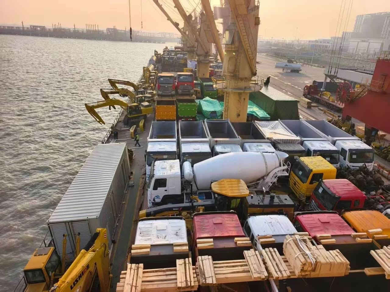 Hi there,
We heard your company does foreign trade exports and wanted to connect. We provide international shipping services for breakbulk, ro-ro, and container cargo, specializing in factory shipments with reliable schedules and fair rates.
 
If you need ocean freight quotes for your exports, just reach out anytime!
 
Chen
Phone: +86 153 6127 0395
您好！了解到贵司做外贸出口，特意前来对接。主营散杂船、滚装船、集装箱国际海运，专注外贸工厂出货，船期稳、运价实在。贵司有出口货物需要安排海运，随时找我报价对接~陈🚢153🚢6127🏠0395


**إذا كنت صاحب هذا الإعلان وتريد حذفه لأي سبب، رجاءا أرسل رسالة إلى الدعم الفني**