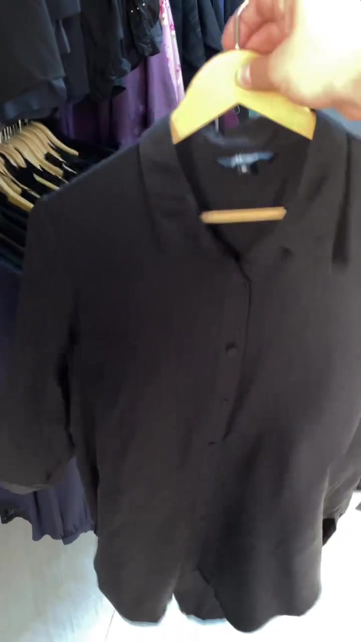 نموذج من قميص فقط لون اسود سعر ب5


**إذا كنت صاحب هذا الإعلان وتريد حذفه لأي سبب، رجاءا أرسل رسالة إلى الدعم الفني**