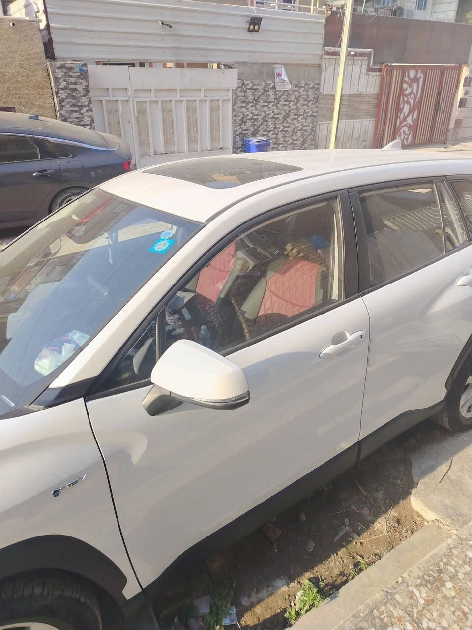 كورلا كروز موديل 2024 ماشيه 10 الف مواصفات فتحه سقف كامره خلفيه تبريد قطعتين كشنات مغلف جلد وكاله وباقي مواصفات معروفه السعر ٢٥و ٩٥٠ الف للاستفسار الاتصال على الرقم ***********
