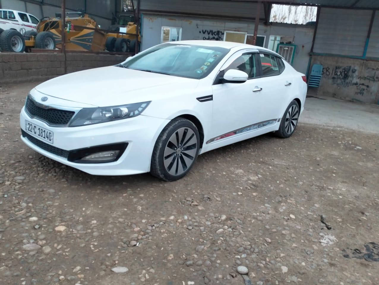 للبيع اوبتيما خليجي موديل 2011 محرك 2000دوش
سنويه ورقم مجددا سياره بيه حالوب بسيطط وبيه جاملق خلفي صبغ بدون دواخل شرط الفحص حداديه تخم تايرات 
سدر امامي خلفي كله جديدد تبريد تدفئة كله شغاله مواصفات تحكم استيرن شفتات تبريد خلفي 
السعر 118 وبيه مجال بسيط جدا جدا 
***********
***********
