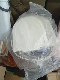 مقعد غربي • متنقل • غير مستخدم