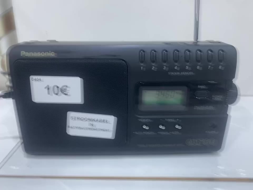 متوفر راديو نضافه تامه 
يوجد توصيل 
تواصل خاص


**إذا كنت صاحب هذا الإعلان وتريد حذفه لأي سبب، رجاءا أرسل رسالة إلى الدعم الفني**