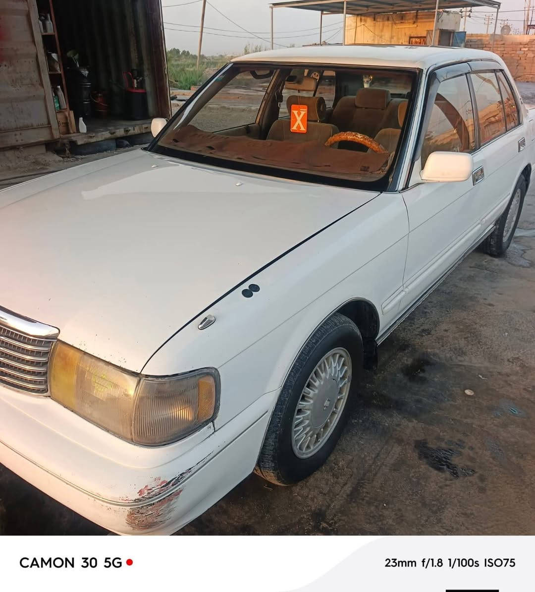 سلام عليكم سياره للبيع اكراون ارنب مديل 1993 باسمي مكفوله كص نقل ضربه صبغ حزام البصره قضاء المدينه ***********
