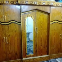 كنتور ست بوب • ملحق