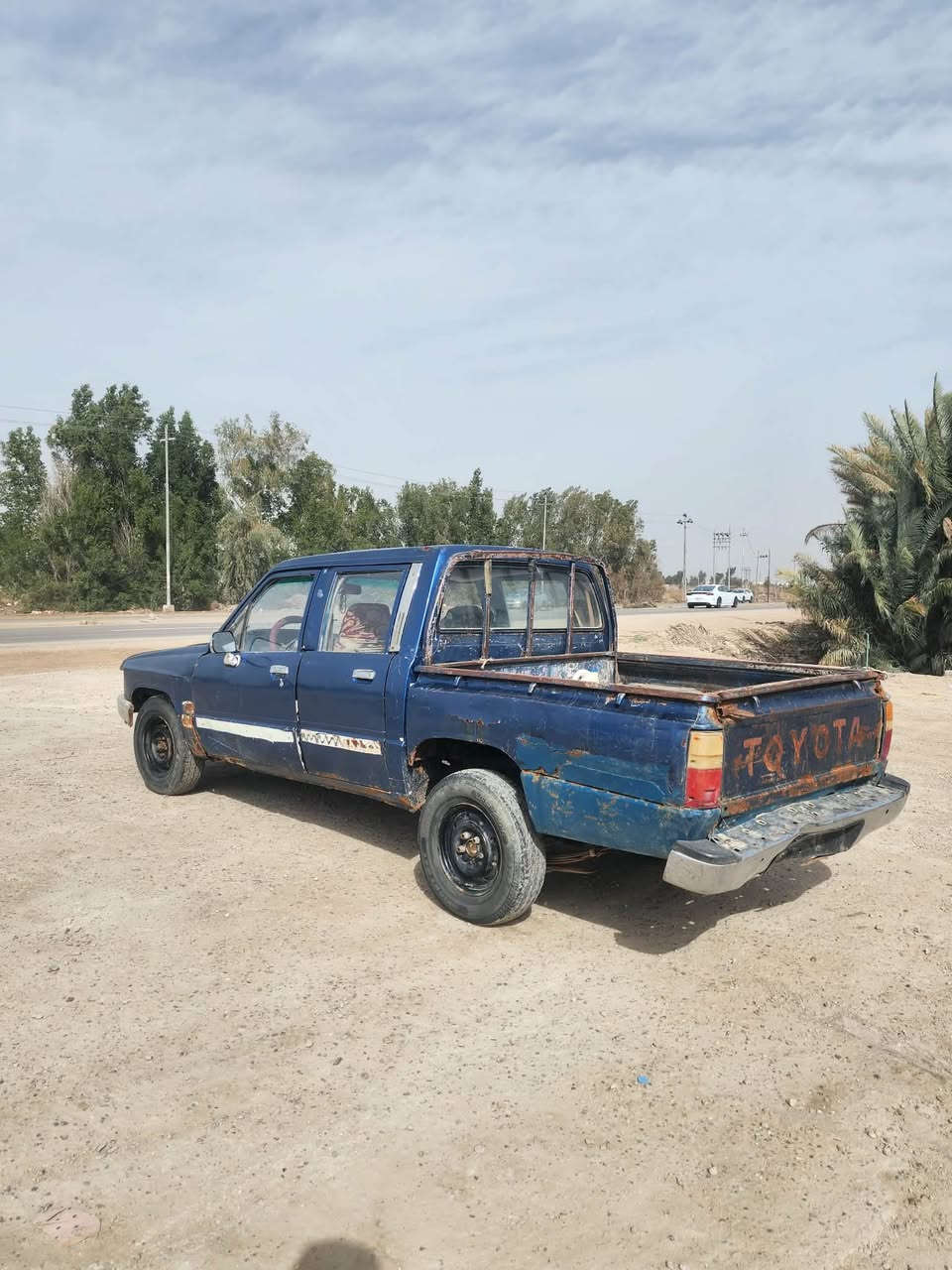 بيكم تيوتا 88 رقم بغداد صدامي
كير ومكينه شرط 
السياره كشره حلؤ بلادي  
مكان الديوانية الحمزه الشرقي 
اتصال عل الرقم والاستفسار ***********
السياره ورثه مالك متوفي
