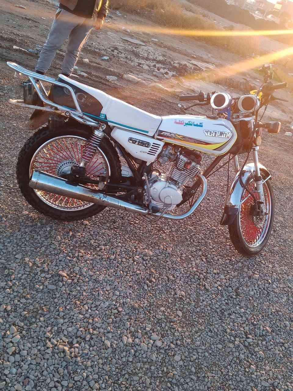 سلام عليكم دراجه تايكر أربع كير دراجه خير من الله كهربائيات كاملة مديل23محرك مفتوح مره وحده و بلادي اورق بيه أصوليه درجه خير من الله سعر475وبيه مجال مكاني خالص هبهب رقم***********خاص مسدود دك على رقم
