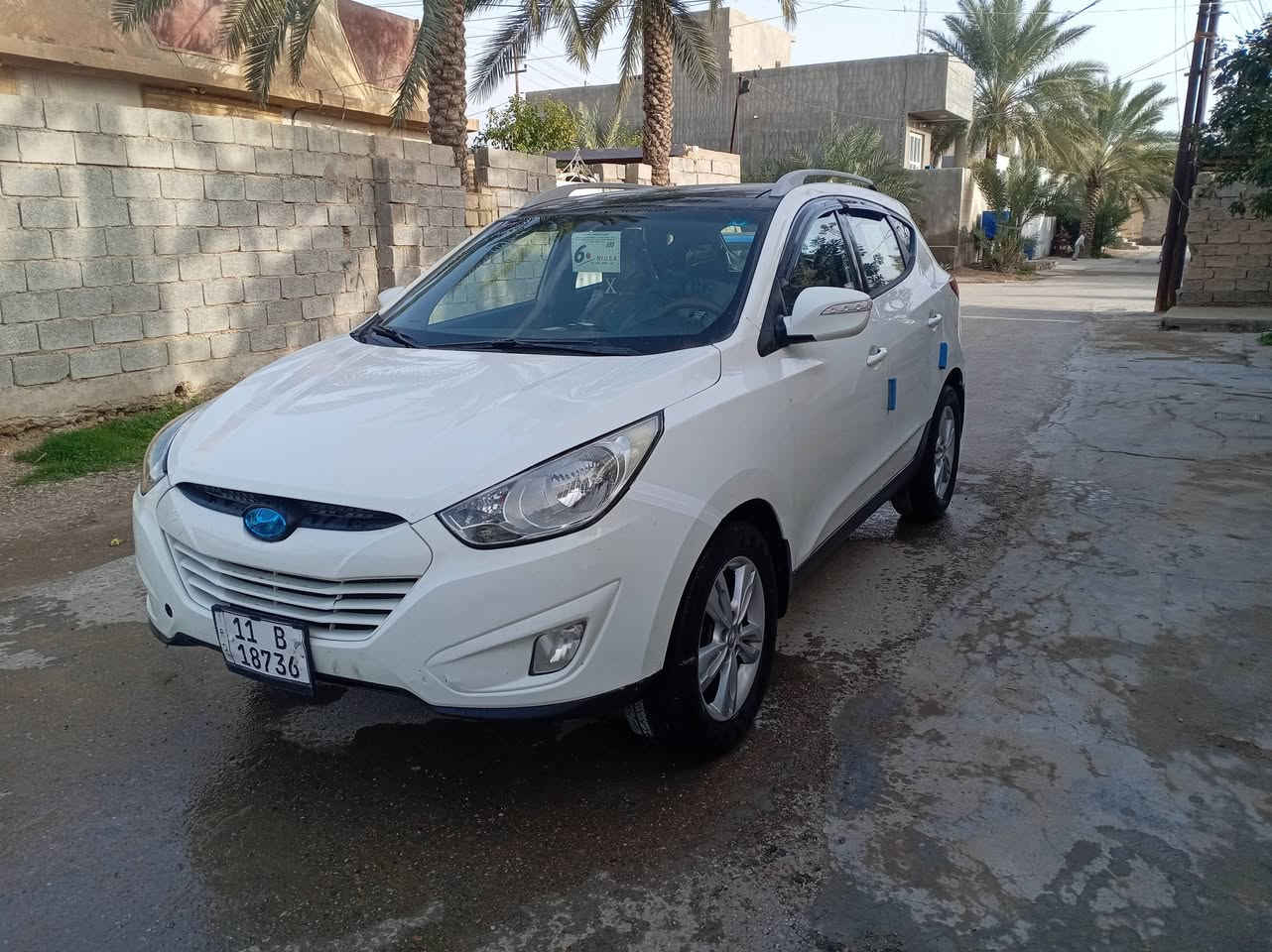 سلام عليكم
توسان 2011

((خليجي))

فول مواصفات

بنوراما

أشاير بالمري

داخل لونين

حساسات

تحكم استيرن

السيارة جديدة

محرك كير مكفولات

صدر جديد تخم تاير جدد

تبريد ثلج تدفئه شغاله

رقم بغداد الجديد سنويه وهزه جديد تحويل مباشر

بيها صبغ بس جامرلوغ وباب الباقي كفاله عامه عل فحص

مكان ديالى بعقوبه

سعر 120 وبيها مجال

***********
