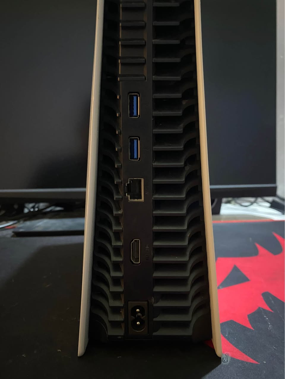 للبيع PS5 بحالة ممتازة، استعمال شخصي ونظيف
يشتغل 100% بدون أي مشاكل
مع يد أصلية وجميع الأسلاك
غير مفتوح وغير مصين
سبب البيع: عدم التفرغ

*********** حلة, بابل
